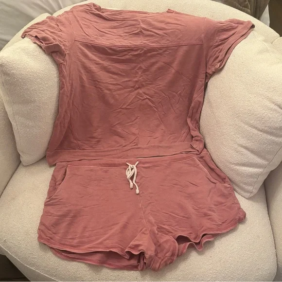 Secret Treasures Women's Pink Two Piece Set - Picture 1 of 4